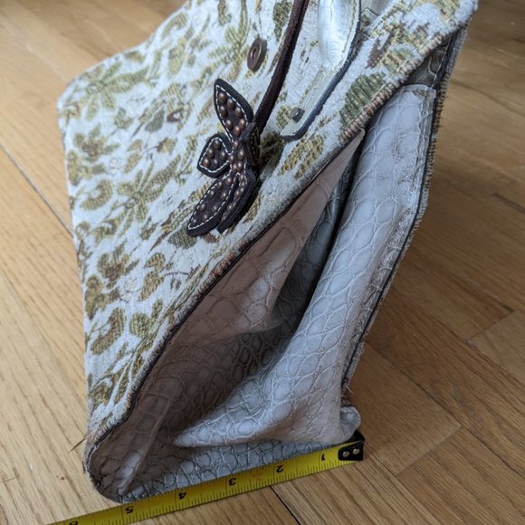 Guess Bag - Picture 11 of 11